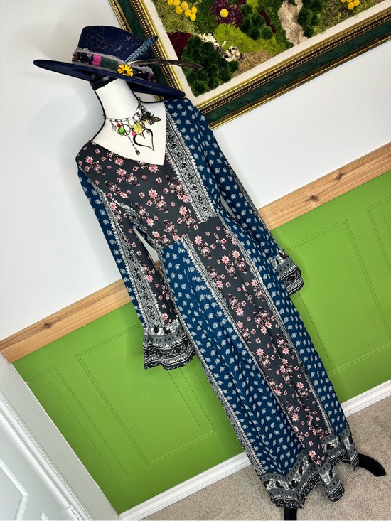 Love Riche Dresses & Skirts - NWT Love Riche Flared Sleeve Boho Multi Print Maxi Dress